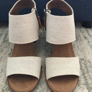 Toms Majorca Cutout Sandal